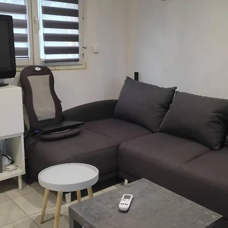 Lejlighed Agreable Studio Avec Jardin Au Centre Ville Saint-Gaudens (Haute-Garonne)
